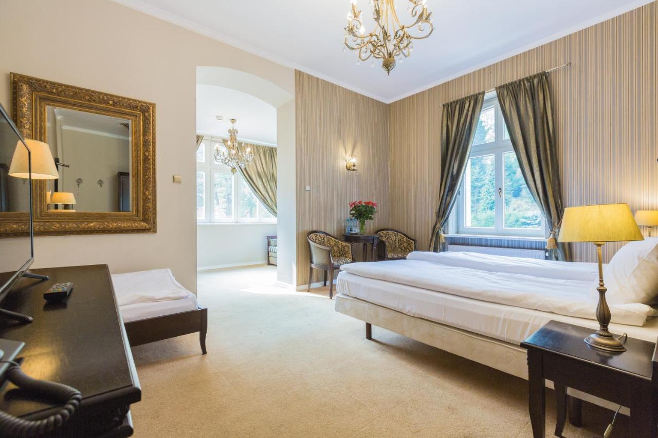 Hotel Fryderyk Duszniki Zdrój Rom bilde