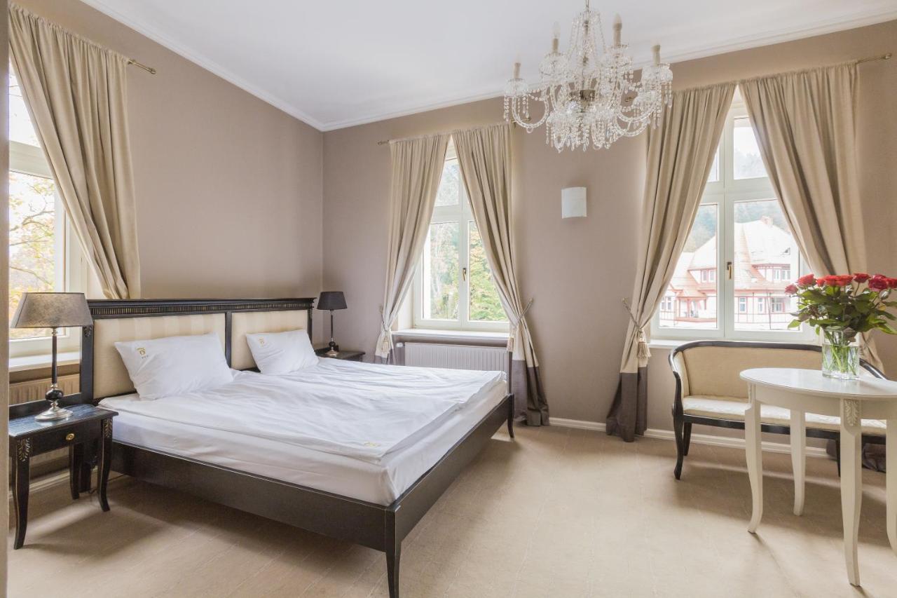 Hotel Fryderyk Duszniki Zdrój Rom bilde