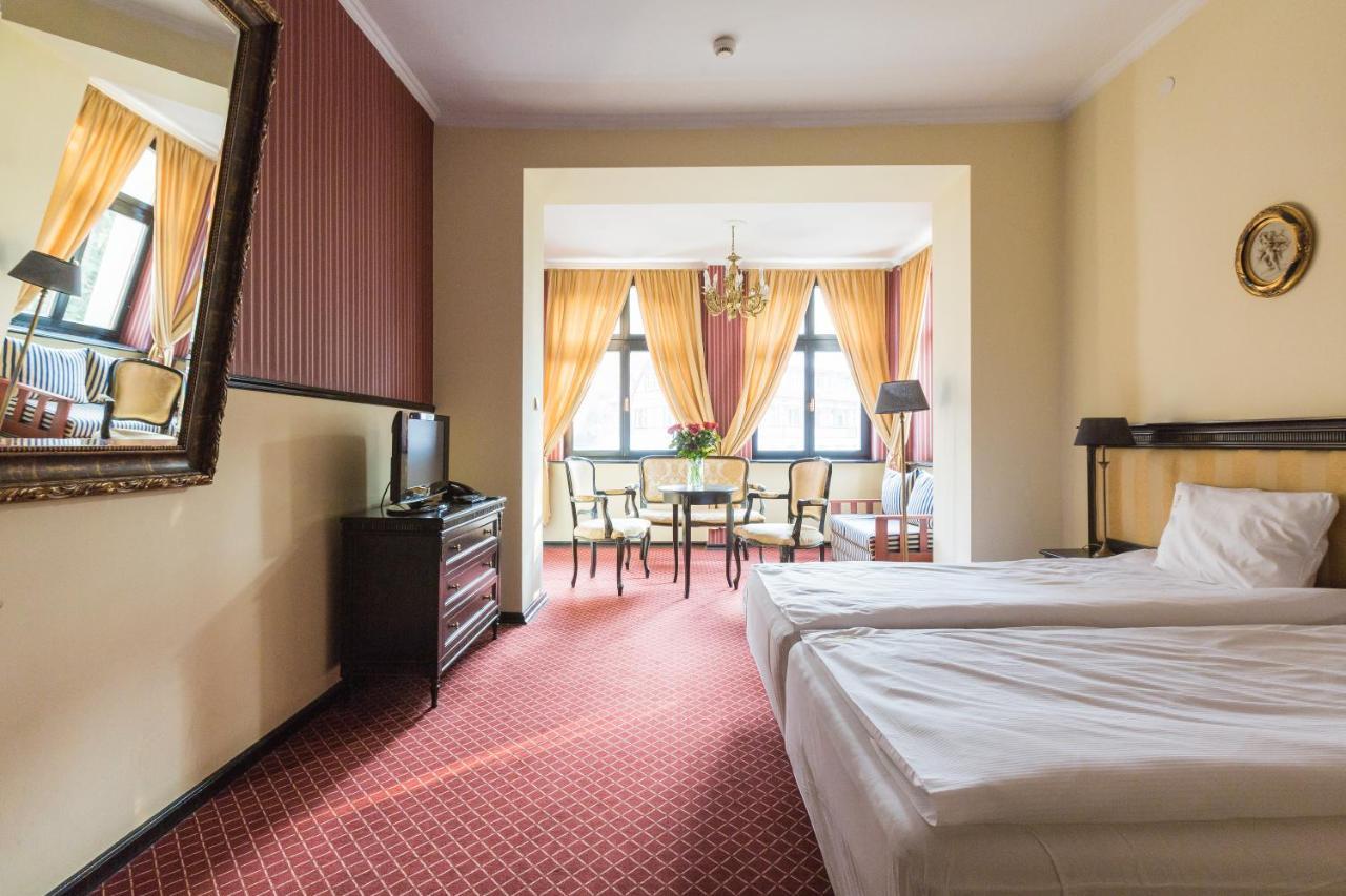 Hotel Fryderyk Duszniki Zdrój Rom bilde