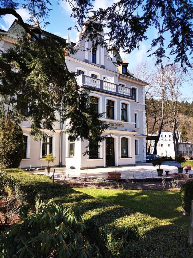 Hotel Fryderyk Duszniki Zdrój Eksteriør bilde